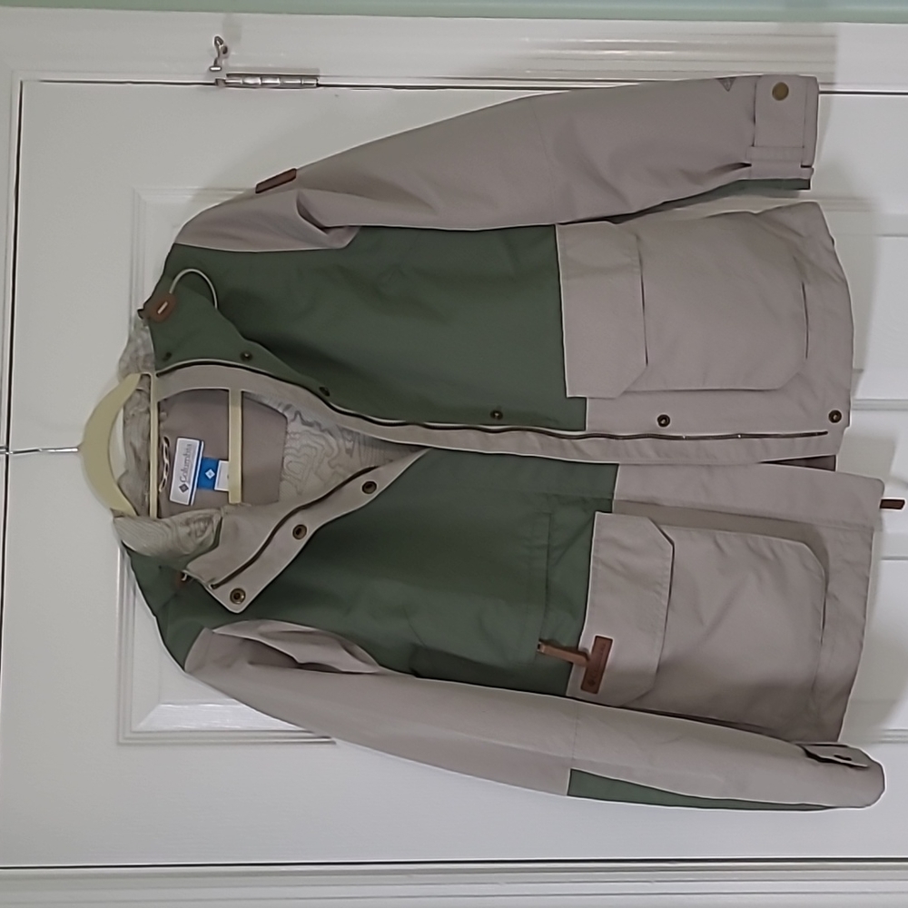 Columbia Waterproof Jacket Size M